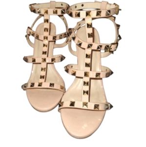 Wild Diva Nude Open Toe Studded 4" Block High Heel Ankle Strap Sandals Size 6